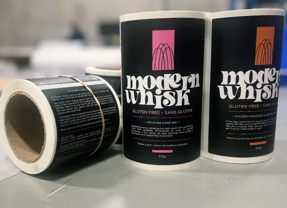 sticker-roll (1) roll of black stickers